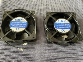 2x Tidar model 120x120x38 230v ventilator (1)